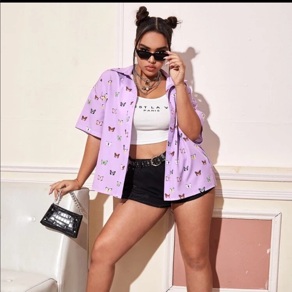 Butterfly Button Up - Picture 2 of 4